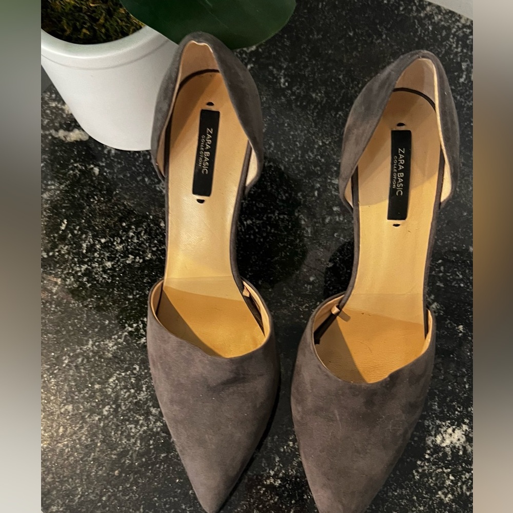 Zara Gray Suede Pointed-Toe Heels